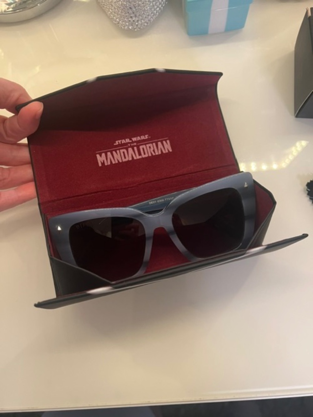 DIFF Star Wars Ahsoka Tano Sunglasses - Picture 12 of 17